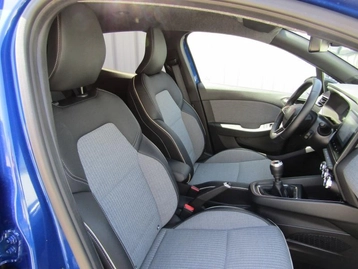 Image véhicule  Renault CLIO (4)