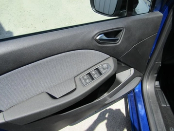 Image véhicule  Renault CLIO (12)