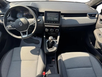 Image véhicule  Renault CLIO (9)