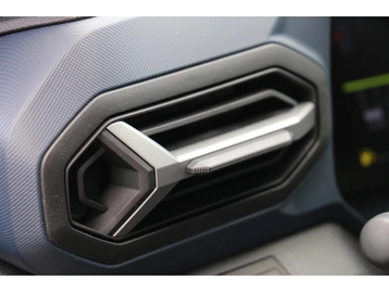 Image véhicule  Dacia DUSTER (32)