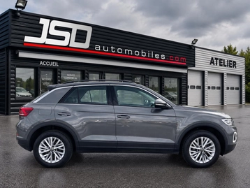 Image véhicule Volkswagen T-ROC (1) Image véhicule Volkswagen T-ROC (1)