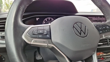 Image véhicule  Volkswagen POLO (15)