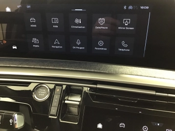 Image véhicule  Peugeot 3008 PHASE 4 (18)