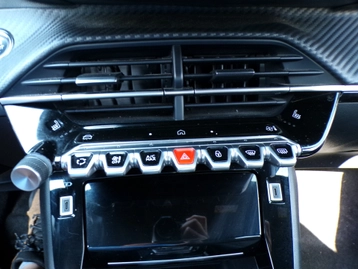 Image véhicule  Peugeot 2008 (9)