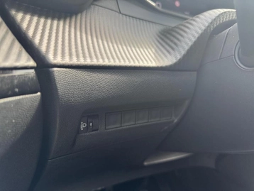 Image véhicule  Peugeot 2008 (12)