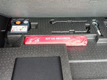 Image véhicule  Suzuki VITARA (19)