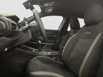 Image véhicule  Jeep AVENGER (11)