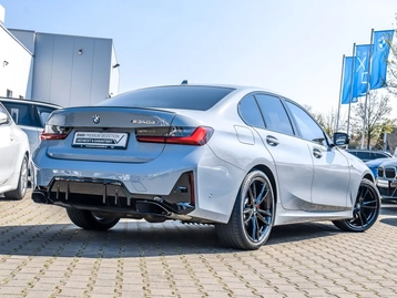 Image véhicule  BMW SÉRIE 3 (1)