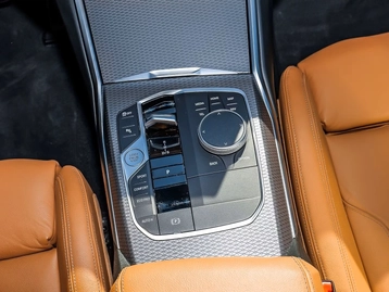 Image véhicule  BMW SÉRIE 3 (11)