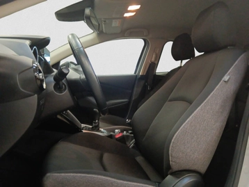 Image véhicule  Mazda MAZDA2 2023 (11)