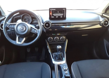 Image véhicule  Mazda MAZDA2 2023 (24)