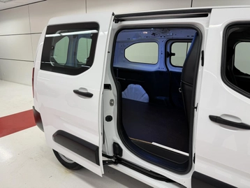 Image véhicule  Peugeot PARTNER (20)