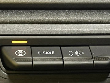 Image véhicule  Renault CAPTUR (24)