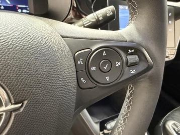 Image véhicule Opel CORSA (17) Image véhicule Opel CORSA (17)