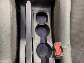 Image véhicule Opel CORSA (24) Image véhicule Opel CORSA (24)