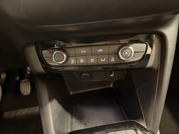 Image véhicule Opel CORSA (22) Image véhicule Opel CORSA (22)