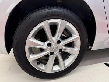 Image véhicule Opel CORSA (46) Image véhicule Opel CORSA (46)