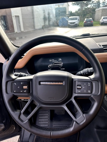 Image véhicule  Land Rover DEFENDER (16)