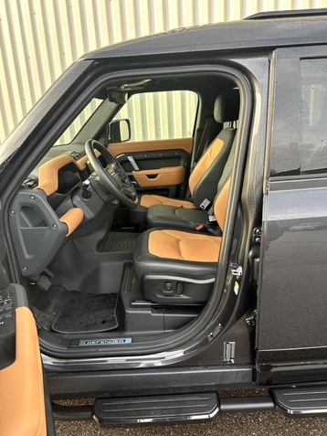 Image véhicule  Land Rover DEFENDER (15)