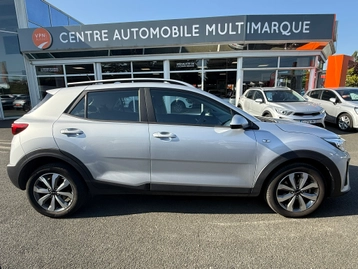 Image véhicule  Kia STONIC (3)