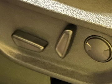 Image véhicule Ford RANGER (23) Image véhicule Ford RANGER (23)