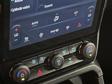 Image véhicule Ford RANGER (28) Image véhicule Ford RANGER (28)