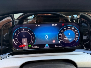 Image véhicule Volkswagen GOLF SW (14) Image véhicule Volkswagen GOLF SW (14)