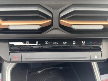 Image véhicule  Dacia BIGSTER (33)
