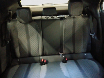 Image véhicule  Peugeot 2008 (8)