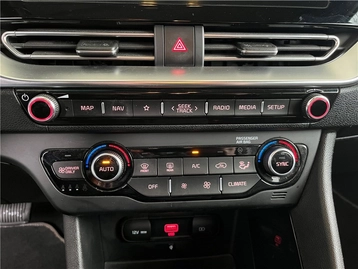 Image véhicule  Kia NIRO (10)