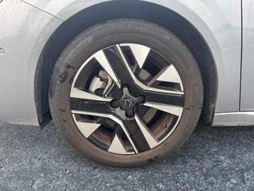 Image véhicule  Peugeot 208 (6)