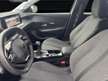 Image véhicule  Peugeot 208 (16)