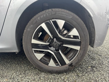 Image véhicule  Peugeot 208 (7)