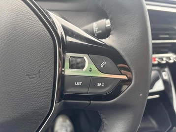 Image véhicule  Peugeot 208 (25)