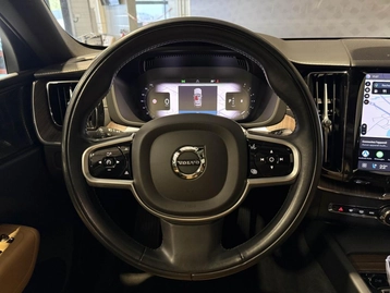 Image véhicule Volvo XC60 (13) Image véhicule Volvo XC60 (13)