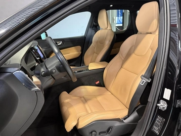 Image véhicule Volvo XC60 (36) Image véhicule Volvo XC60 (36)
