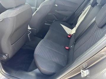 Image véhicule  Peugeot 2008 (19)