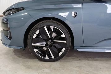 Image véhicule  Peugeot Nouvelle 308 SW (10)