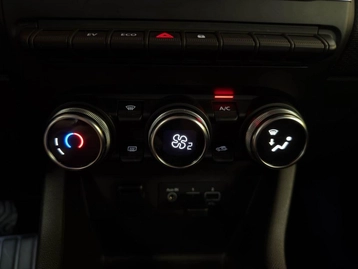 Image véhicule  Renault CLIO (26)