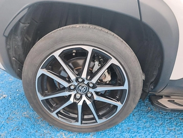 Image véhicule  Toyota YARIS CROSS (34)