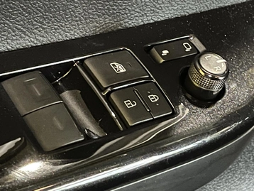 Image véhicule  Toyota Hilux (25)
