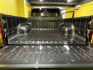 Image véhicule  Toyota Hilux (34)