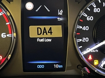 Image véhicule  Toyota Hilux (30)