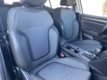 Image véhicule  Renault MEGANE IV (13)