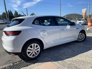 Image véhicule  Renault MEGANE IV (2)