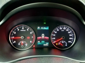 Image véhicule  Kia RIO (8)