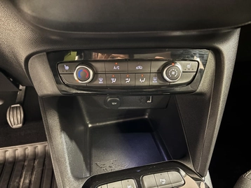 Image véhicule Opel CORSA (15) Image véhicule Opel CORSA (15)