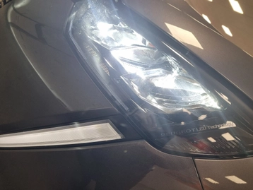 Image véhicule  Peugeot 208 (14)