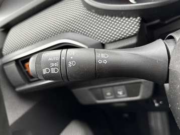 Image véhicule  Dacia SANDERO (10)