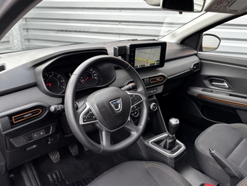 Image véhicule  Dacia SANDERO (2)